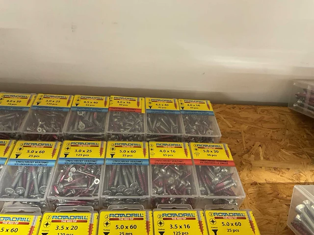 42 dozen verzinkte universele schroeven - afbeelding 8 van  8