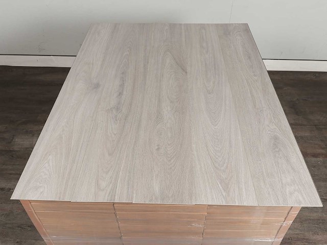 42 m2 laminaat plank - 1288 x 195 x 7 mm - afbeelding 3 van  4