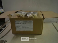 ±42 pakjes deco veren - afbeelding 1 van  2