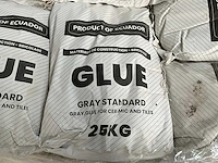 42 zakken nn tegellijm 25kg. - afbeelding 1 van  3