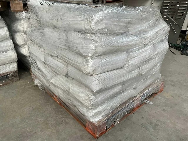 42 zakken nn tegellijm 25kg. - afbeelding 2 van  3