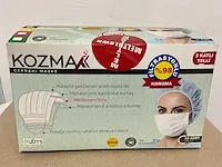 4200 diverse chirurgische mondmaskers - afbeelding 1 van  5