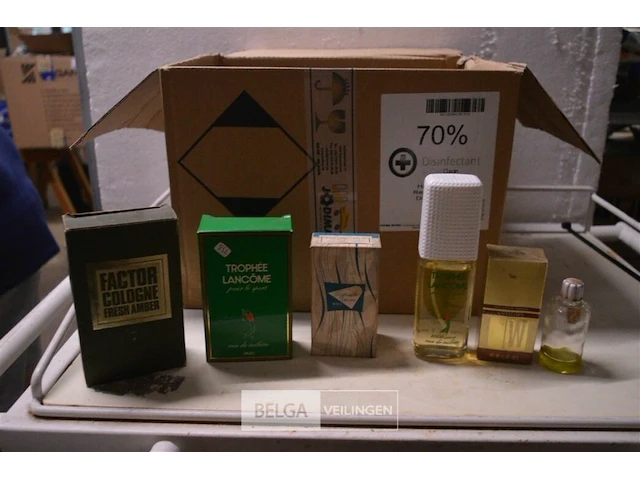 ±43 div soorten klassieke parfums - afbeelding 1 van  4