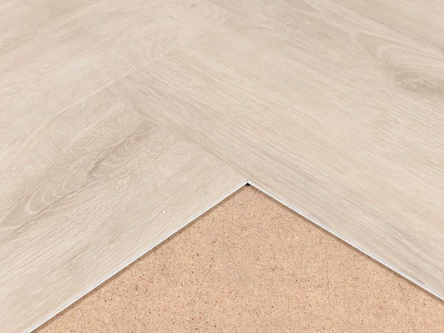 43 m2 pvc spc click visgraat met xps onderlaag - 610 x 150 x 5 mm - afbeelding 2 van  4