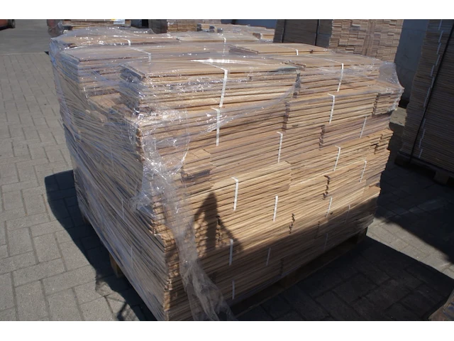 43,20 m² massief eiken visgraatparket 20mm - afbeelding 3 van  6