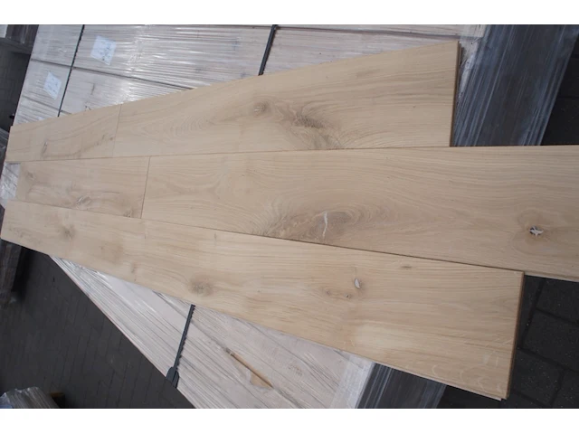 43,79 m² massief eiken parket 15mm - afbeelding 1 van  17
