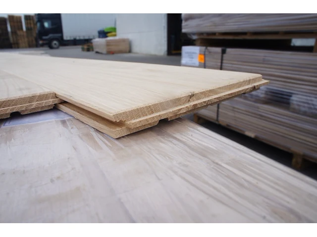 43,79 m² massief eiken parket 15mm - afbeelding 12 van  17