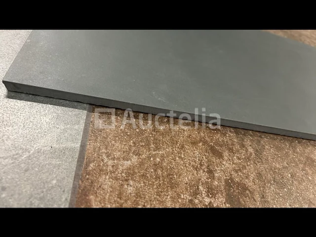 43m² cercom grigio 30x60 gerectificeerd, betoneffect, vloer en wand, nieuw verpakt - afbeelding 1 van  3