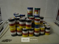 ±44 pakjes gekleurde tape - afbeelding 1 van  3