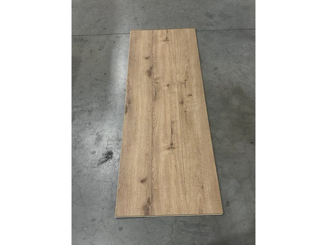 44,1 m² laminaatvloer 8mm - afbeelding 1 van  3