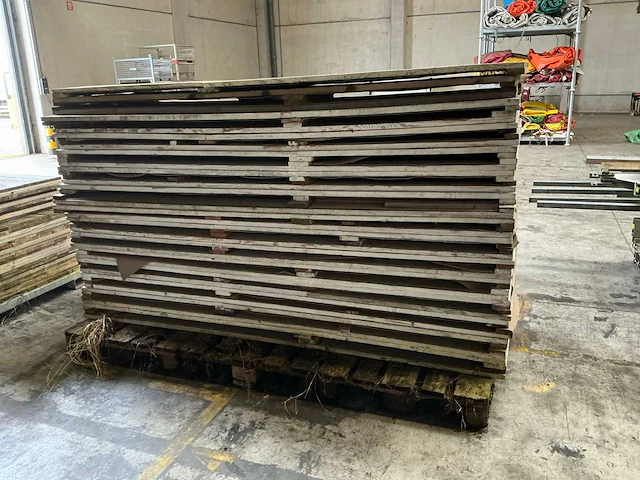 44x diverse houten vloerpanelen - afbeelding 2 van  5