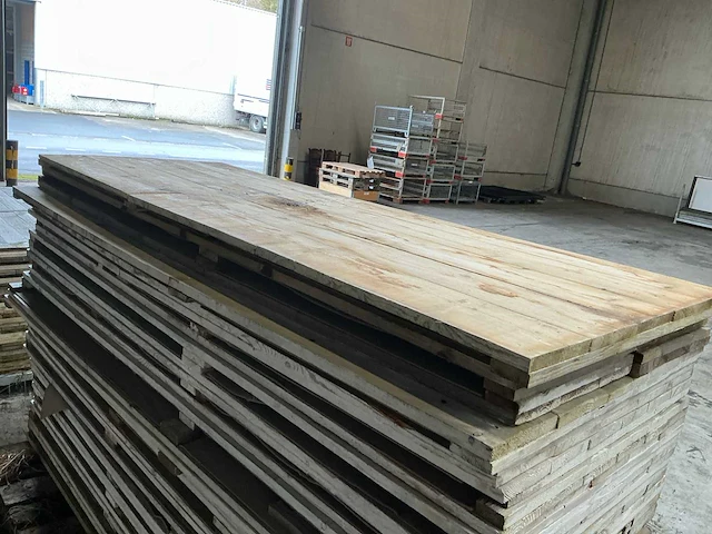 44x diverse houten vloerpanelen - afbeelding 3 van  5