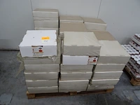 44x doos gedroogde pruimen ansari food - afbeelding 1 van  5