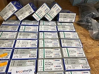 45 dozen inox schroeven - afbeelding 4 van  7