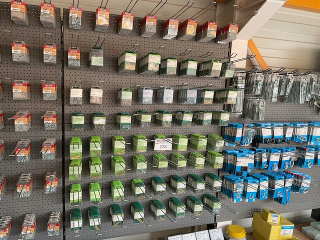 450 blisters schroeven boutjes nagels - afbeelding 1 van  14