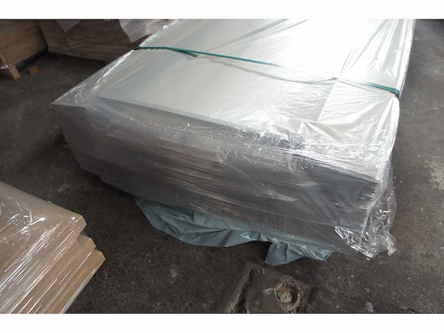 45,88 m² eiken planchetten 14mm - afbeelding 6 van  7