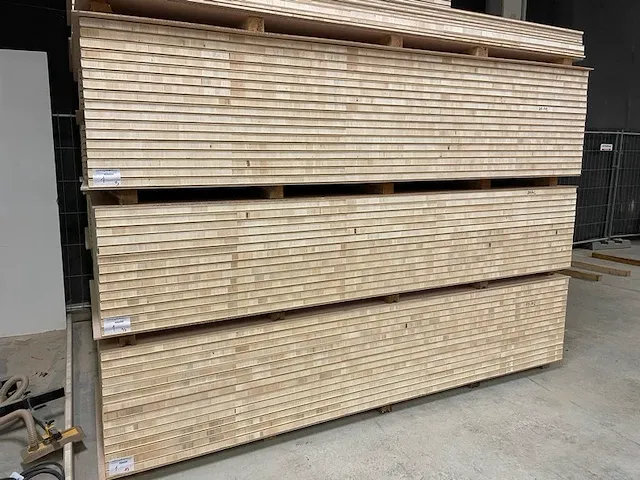 46 balsa licht hout platen 4 cm dik - afbeelding 1 van  4