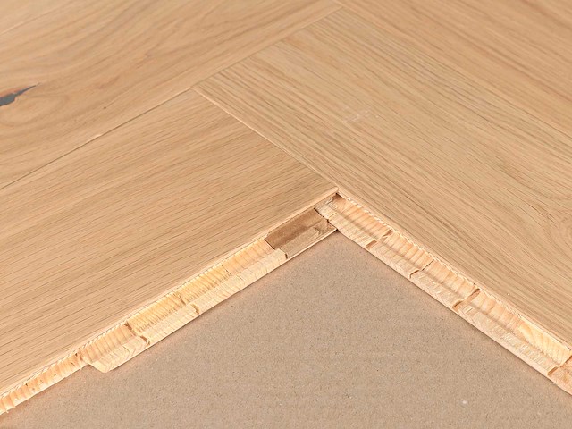 46 m2 parket eiken visgraat - 660 x 110 x 14 mm - afbeelding 2 van  4