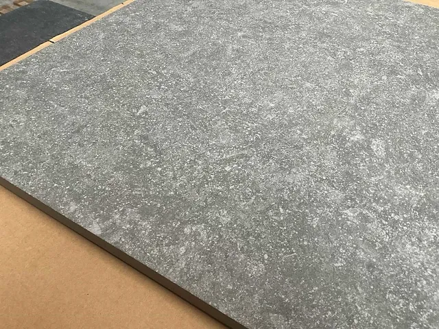 46,2 m² rocersa bluenorte gris 76x76x2 - afbeelding 2 van  10