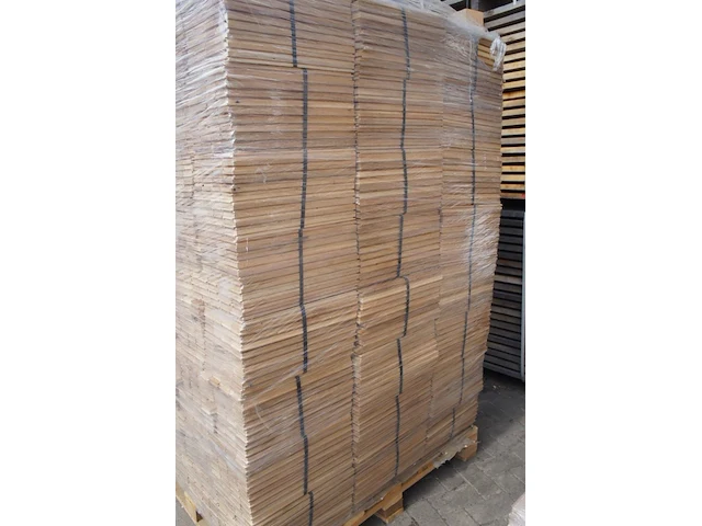 46,40 m² massief eiken visgraat 21mm - afbeelding 2 van  10