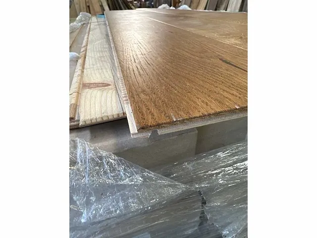 46,8 m2 eiken meerlagen parket 676 - afbeelding 3 van  4