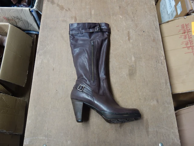 46x diverse schoenen - afbeelding 4 van  6
