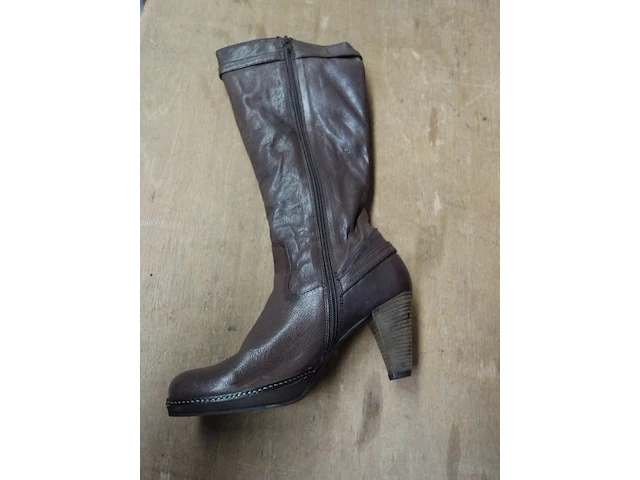 46x diverse schoenen - afbeelding 5 van  6