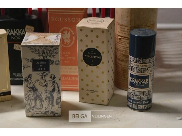 ±47 div soorten klassieke parfums - afbeelding 4 van  5