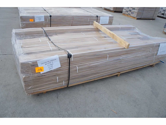 47,14 m² massief eiken parket 15mm - afbeelding 2 van  5