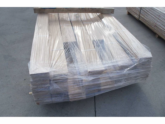 47,14 m² massief eiken parket 15mm - afbeelding 5 van  5
