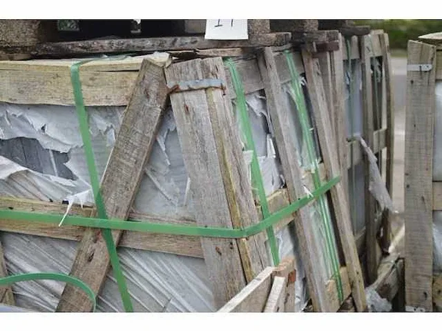 47,5m² donkerblauwe hardsteen tegels 60x60x3cm gebrand en geborsteld - afbeelding 2 van  4