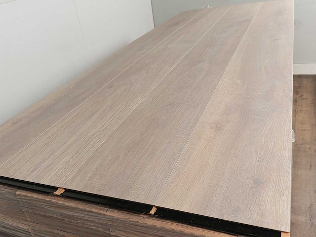 48 m2 laminaat xl plank berry alloc - 2410 x 241 x 12,3 mm - afbeelding 3 van  4