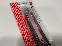 48 x afbreekmes 18 mm met ijzeren geleider; inclusief 3 mesjes - afbeelding 3 van  3