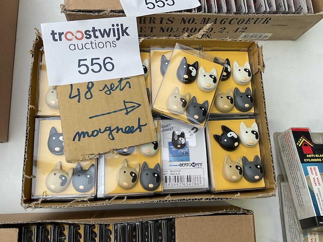 48 x set magneet; honden motief - afbeelding 1 van  4