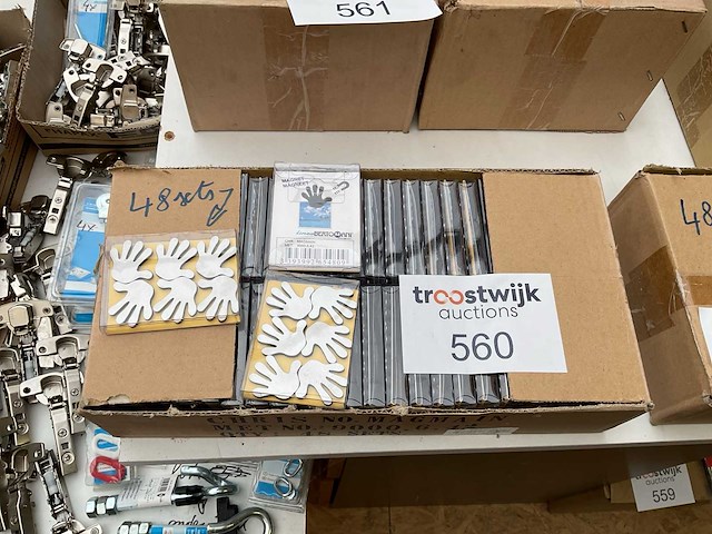 48 x set magneten; hand motief - afbeelding 1 van  4