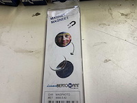 48 x set magneten; hand motief - afbeelding 3 van  3