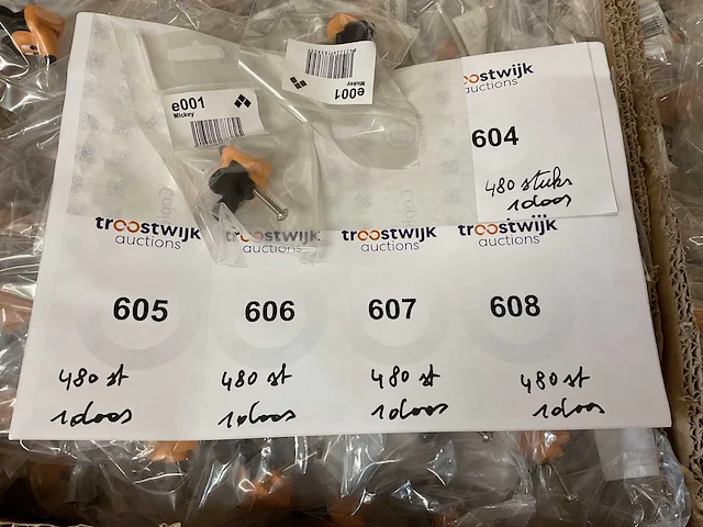 480 mickey mousse kapstokjes - afbeelding 2 van  6