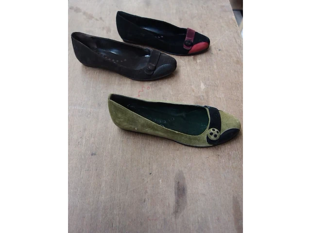 49x diverse schoenen - afbeelding 1 van  7