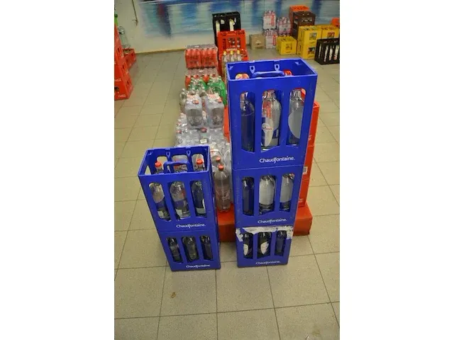4c6 fl. chaudfontaine blauw 50cl, 6x6 fl. chaudfontaine rood 50cl, 23 fl. chaudfontaine rood 33cl, 2x6 fl. chaudfontaine rood 1,5l, 5x6 fl. chaudfontaine rood 1l, 77 fl. chaudfontaine rood 25cl - afbeelding 9 van  12