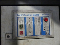 4m co² lasersnijmachine met koeler en dampzuig bystronic bylaser 4400 - afbeelding 27 van  27