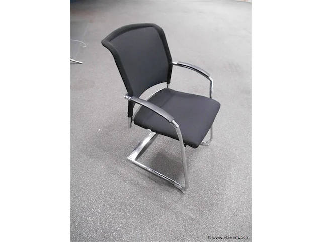 4st stapelstoelen - afbeelding 2 van  3
