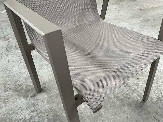 4x alu bijzetstoel liv•out cosy+ - afbeelding 3 van  3