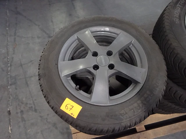 4x autoband uniroyal + velg dezent - afbeelding 2 van  7