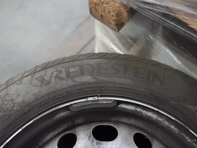 4x autoband vredestein + velg - afbeelding 4 van  6