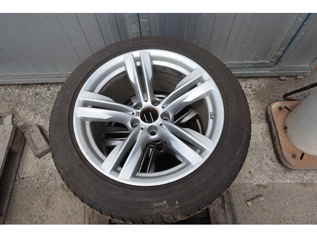 4x band op velg bmw - afbeelding 4 van  4