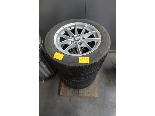 4x band + velg bmw - afbeelding 1 van  6