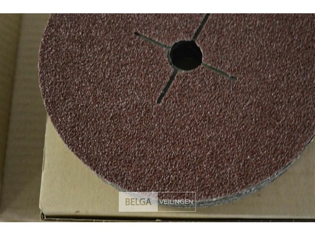 4x bandschuurpapier k24 - afbeelding 2 van  2