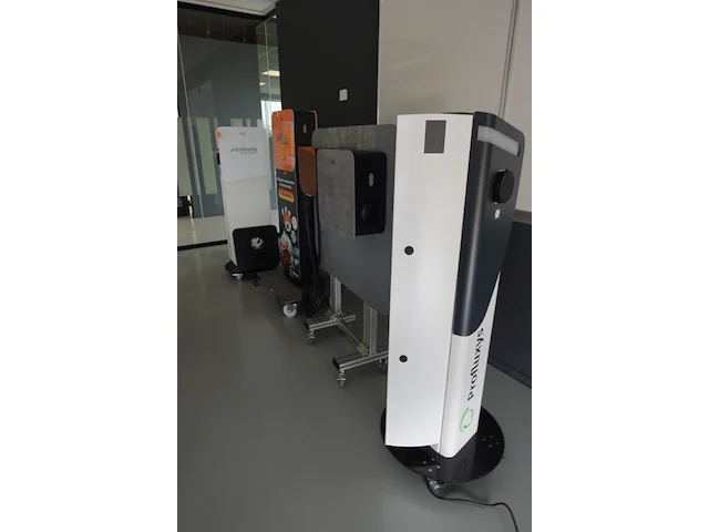 4x demoopstelling - afbeelding 6 van  6