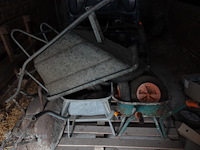 4x diverse bakwagens - afbeelding 1 van  2