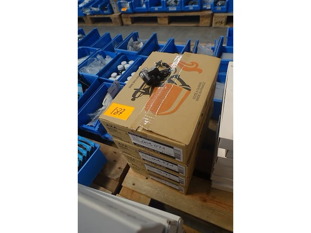 4x doos verlichting axa - afbeelding 1 van  3